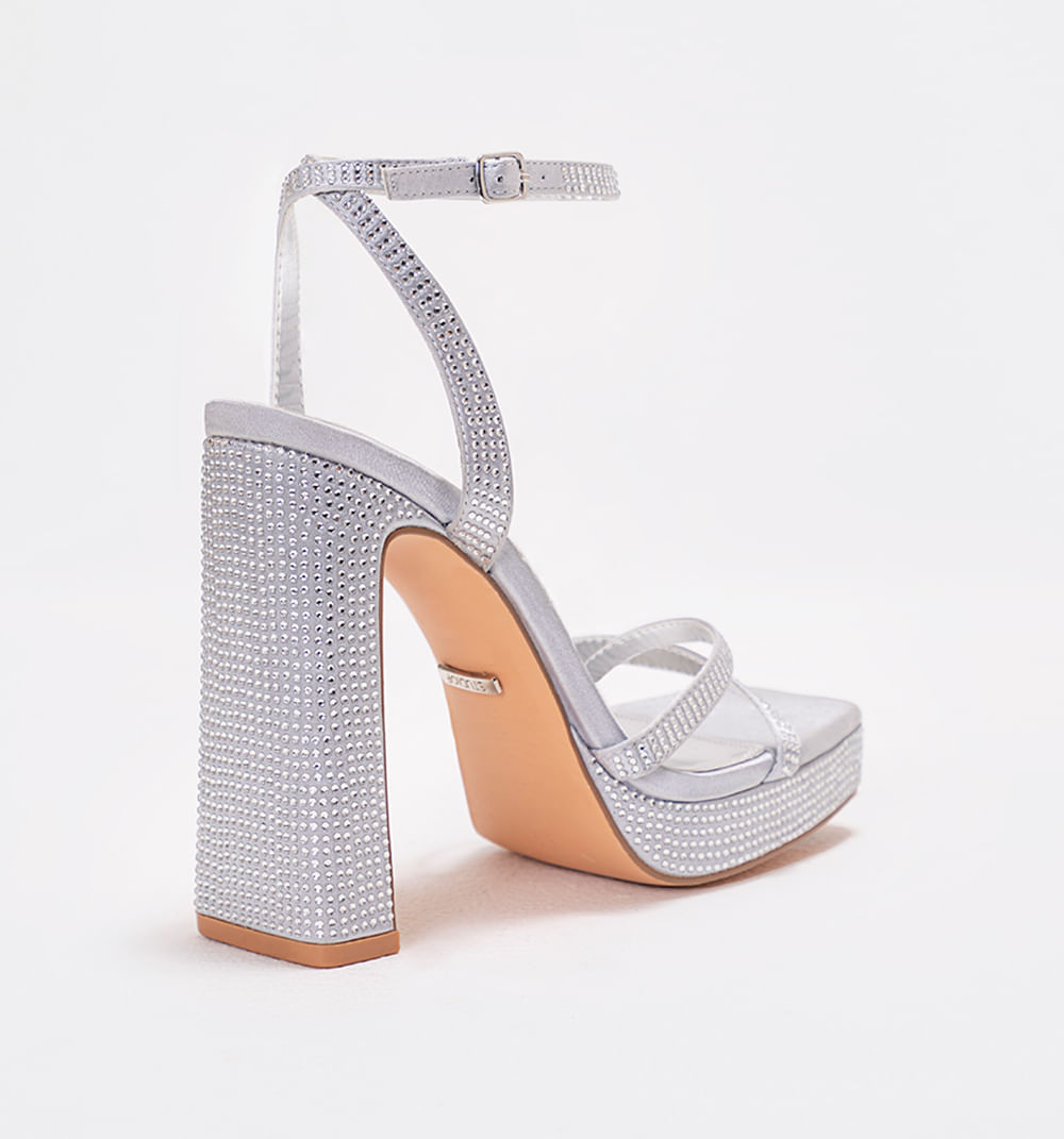 Sandalia tacon con capellada tiras y hot