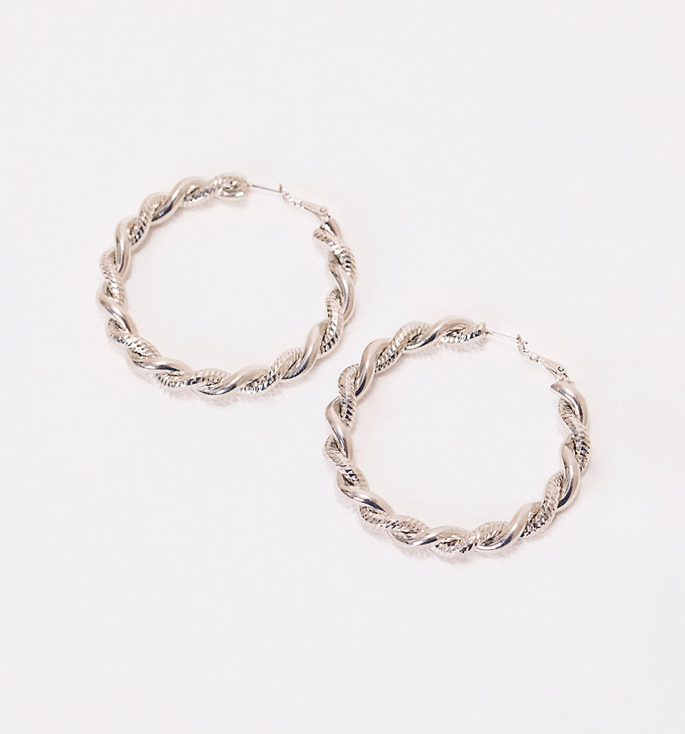 Aretes trenzados