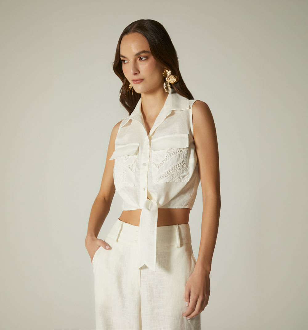 Blusa sisa de amarre con bolsillos front