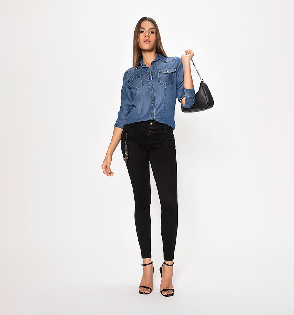 Blusa camisera manga larga de broches