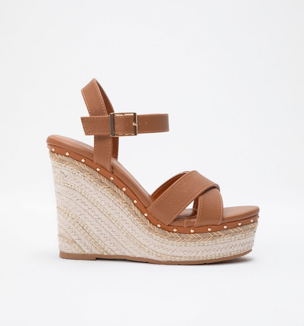 Sandalia plataforma con capellada cruzad