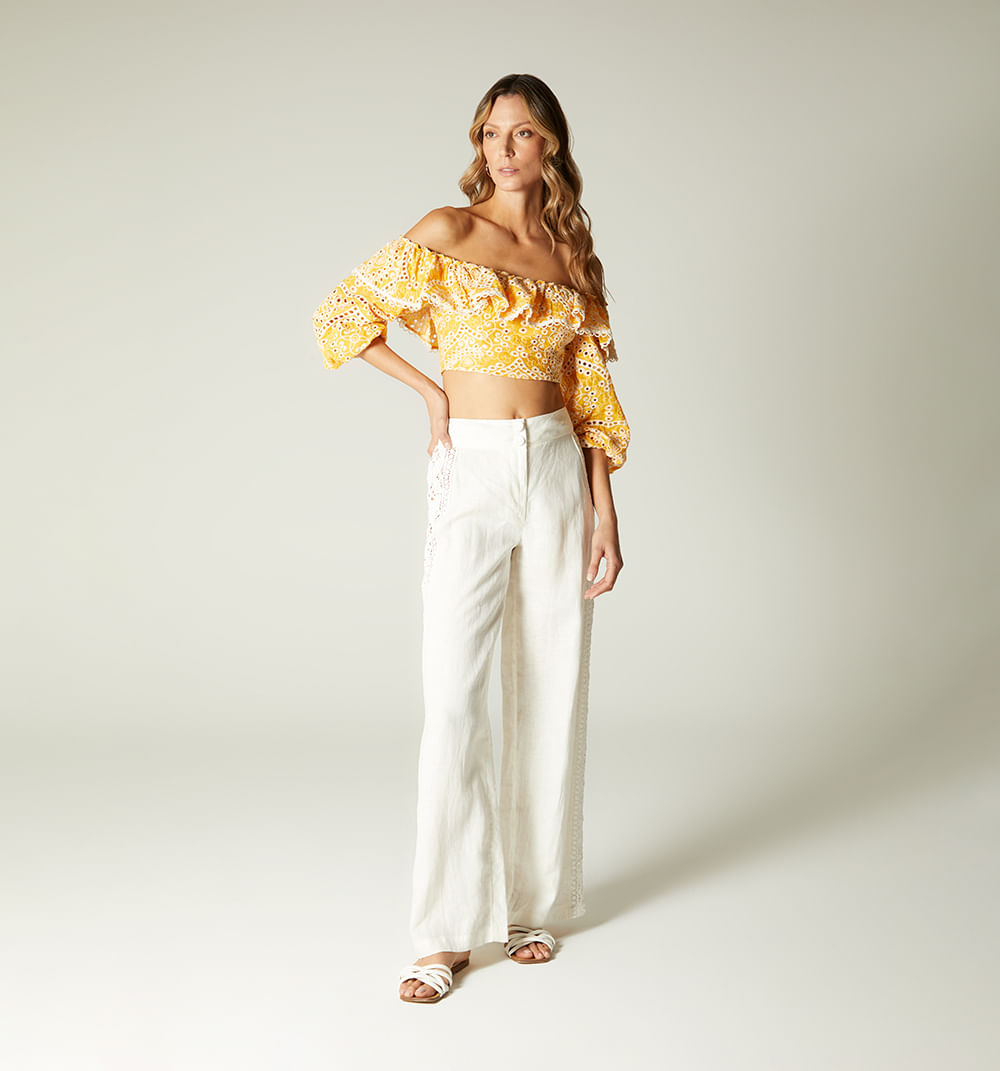 Pantalon palazzo tiro alto con encanje e