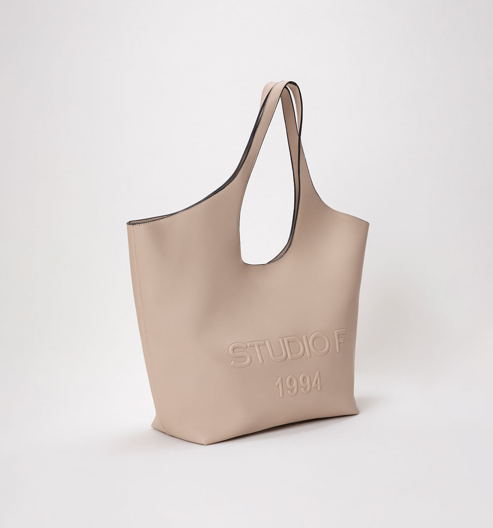 Bolso de hombro trapecio