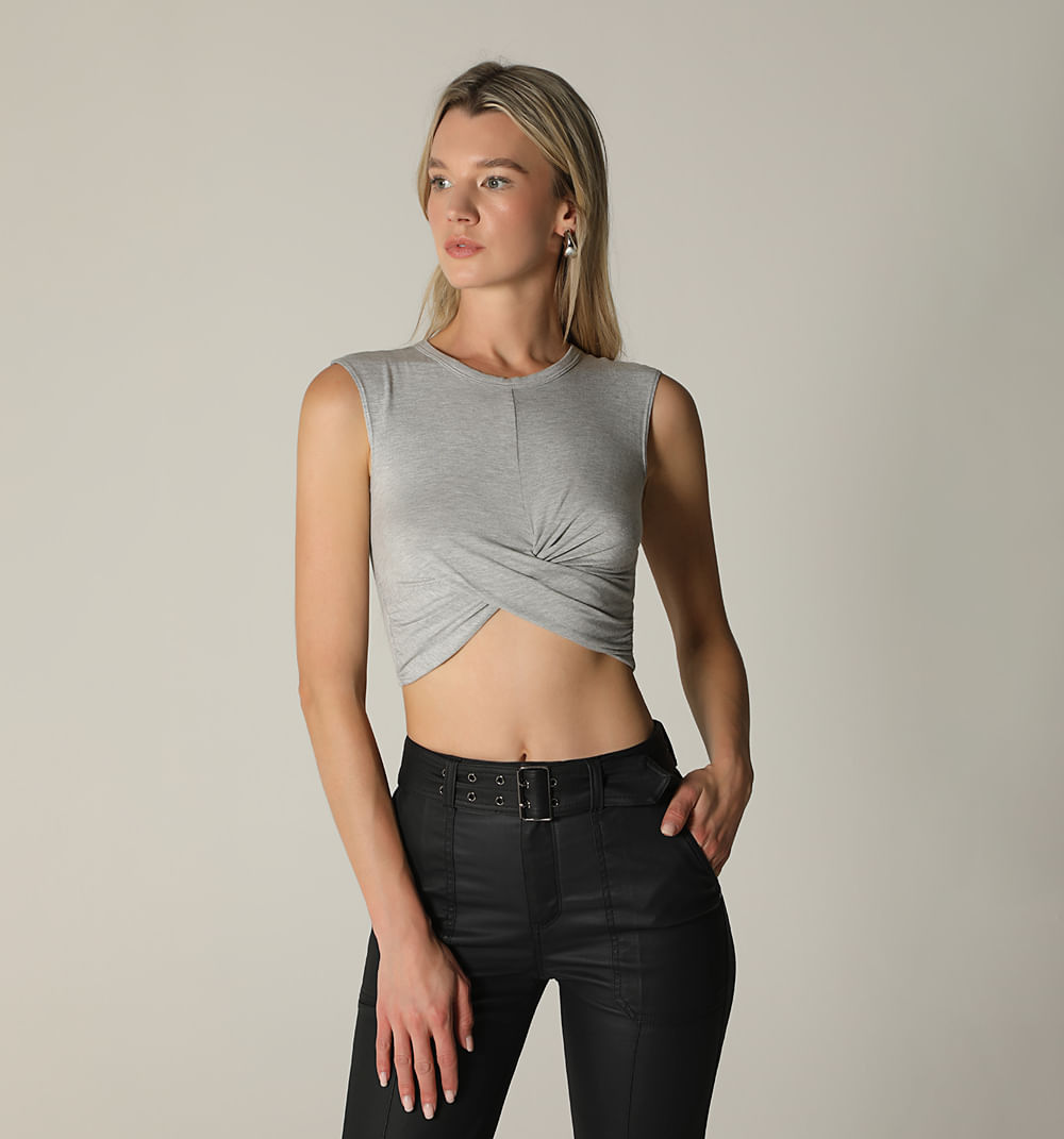 Camiseta con entorche