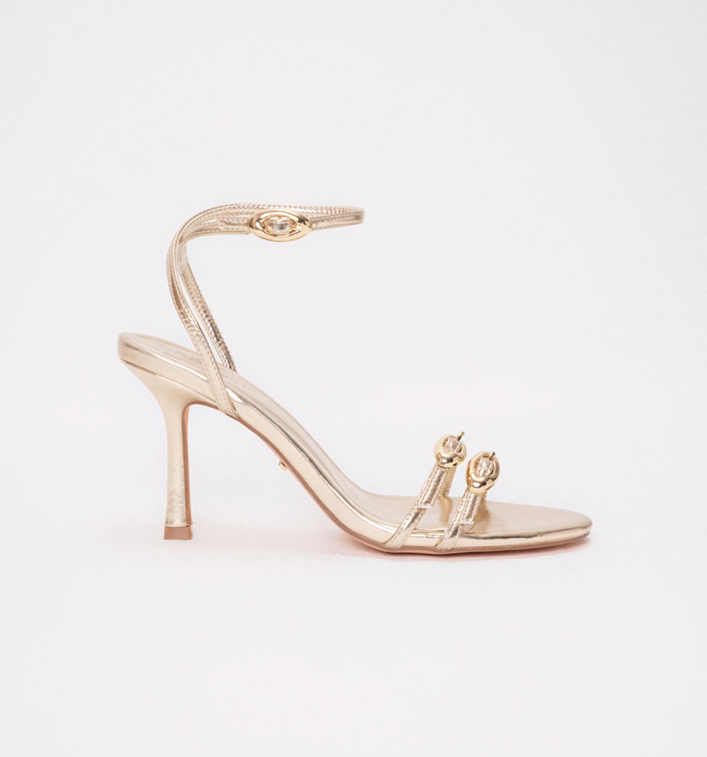 Sandalia tacon  con hebillas en capellad