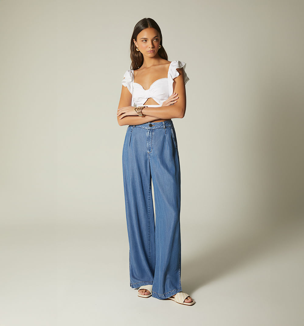 Blusa crop con mangas con boleros