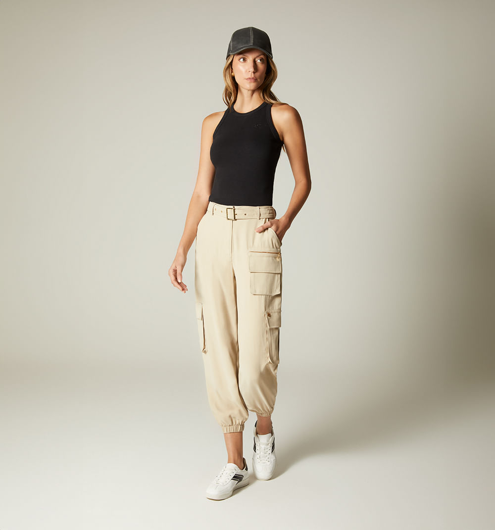 Pantalon cargo con cinturon