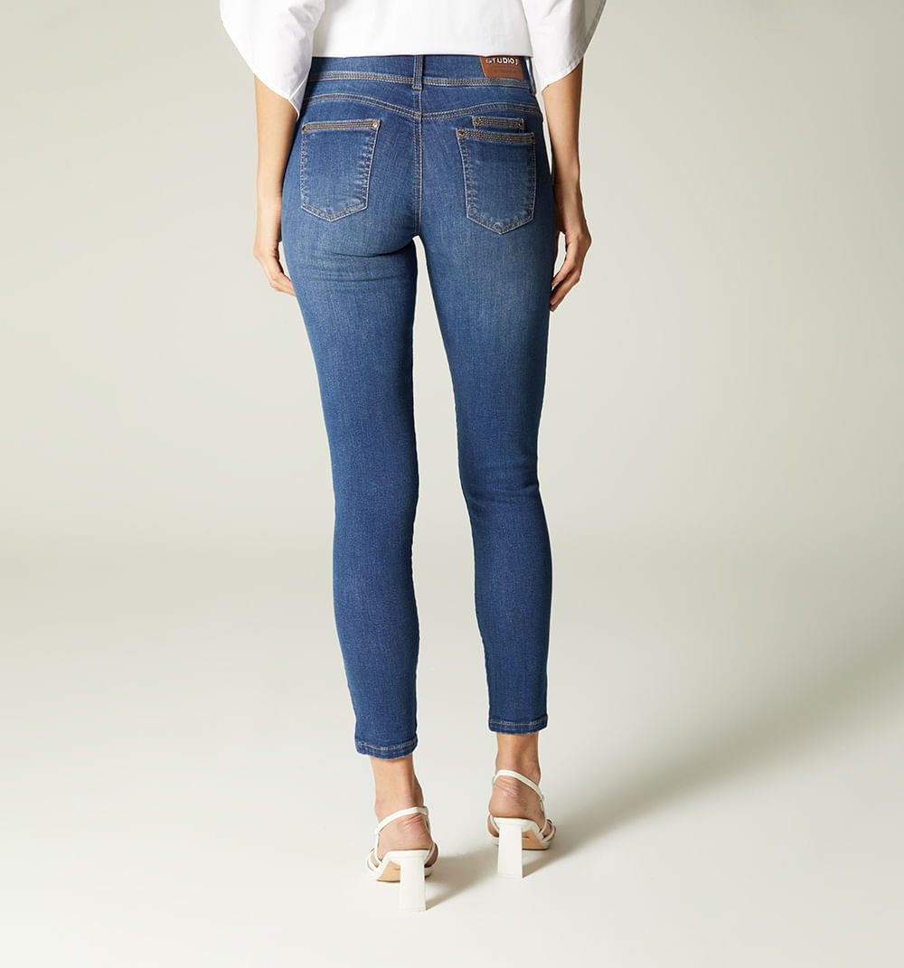 Jean  skinny tiro medio,cinco bolsillos,