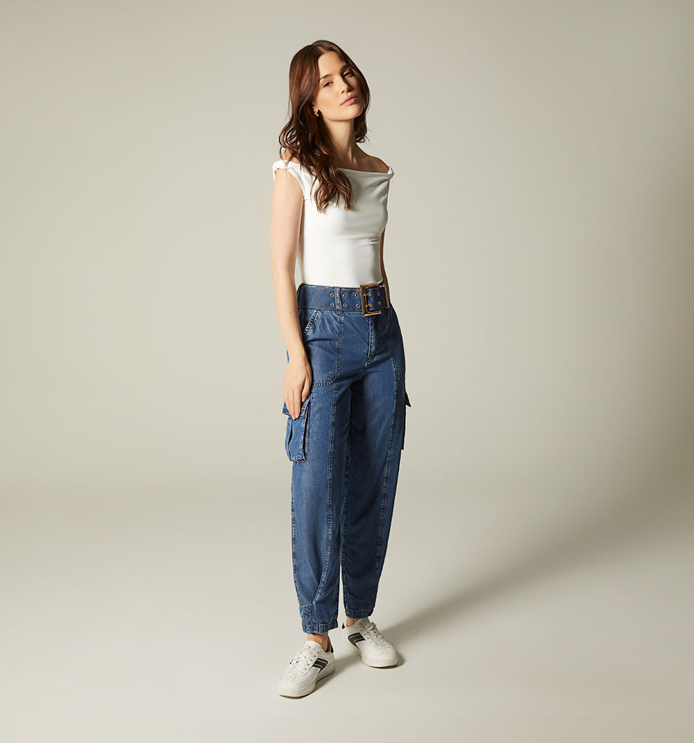 Jean aladin, cargo con detalle en bota