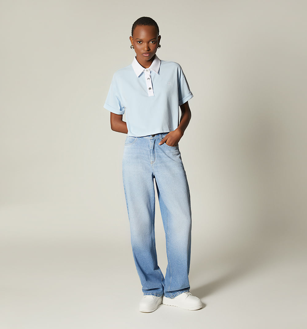 Camiseta boxy tipo polo combinada