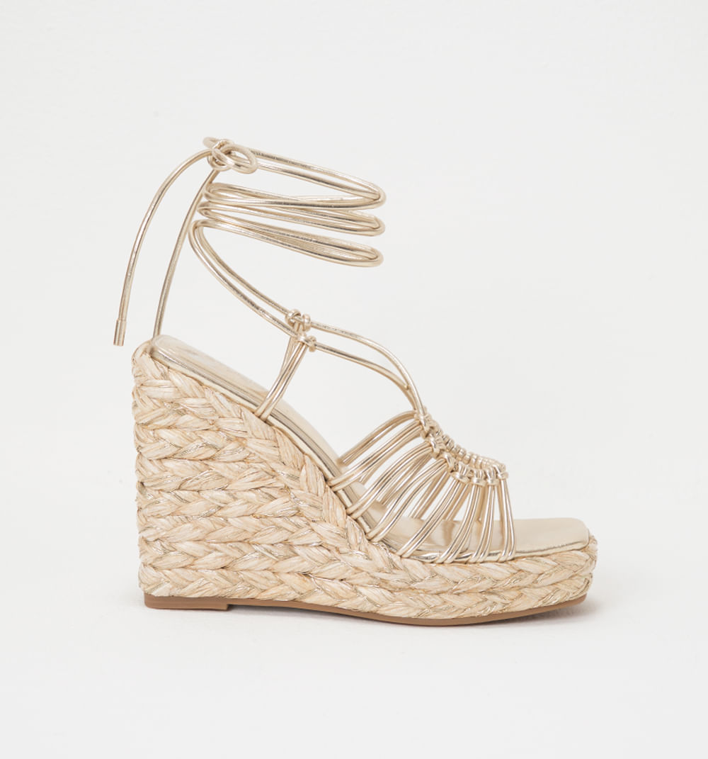 Sandalia plataforma con capellada tiras