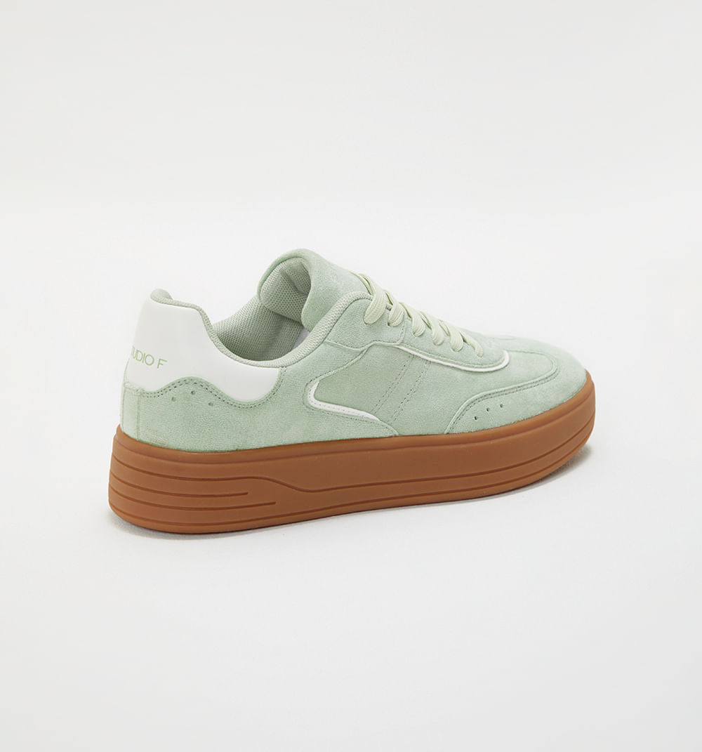 Teni capellada en suede