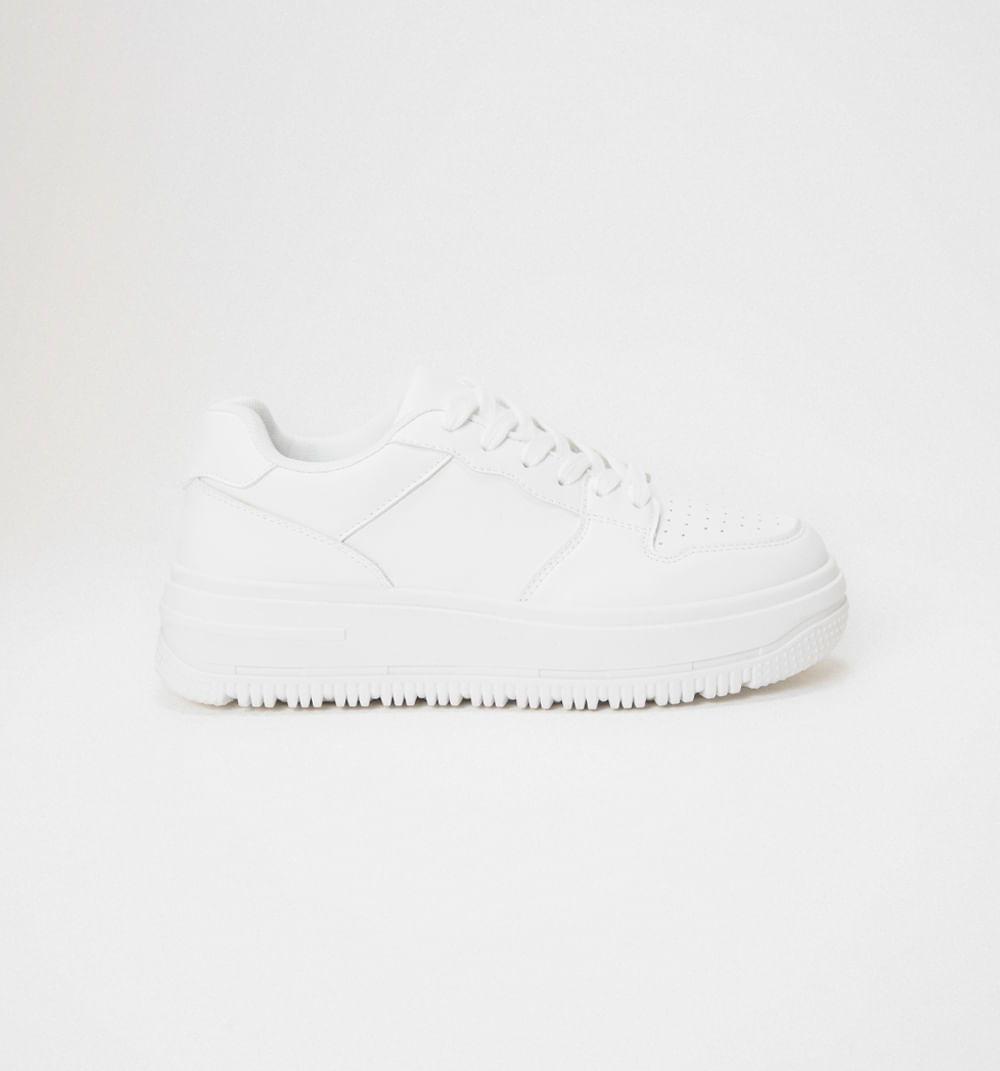 Tenis deportivo suela plana