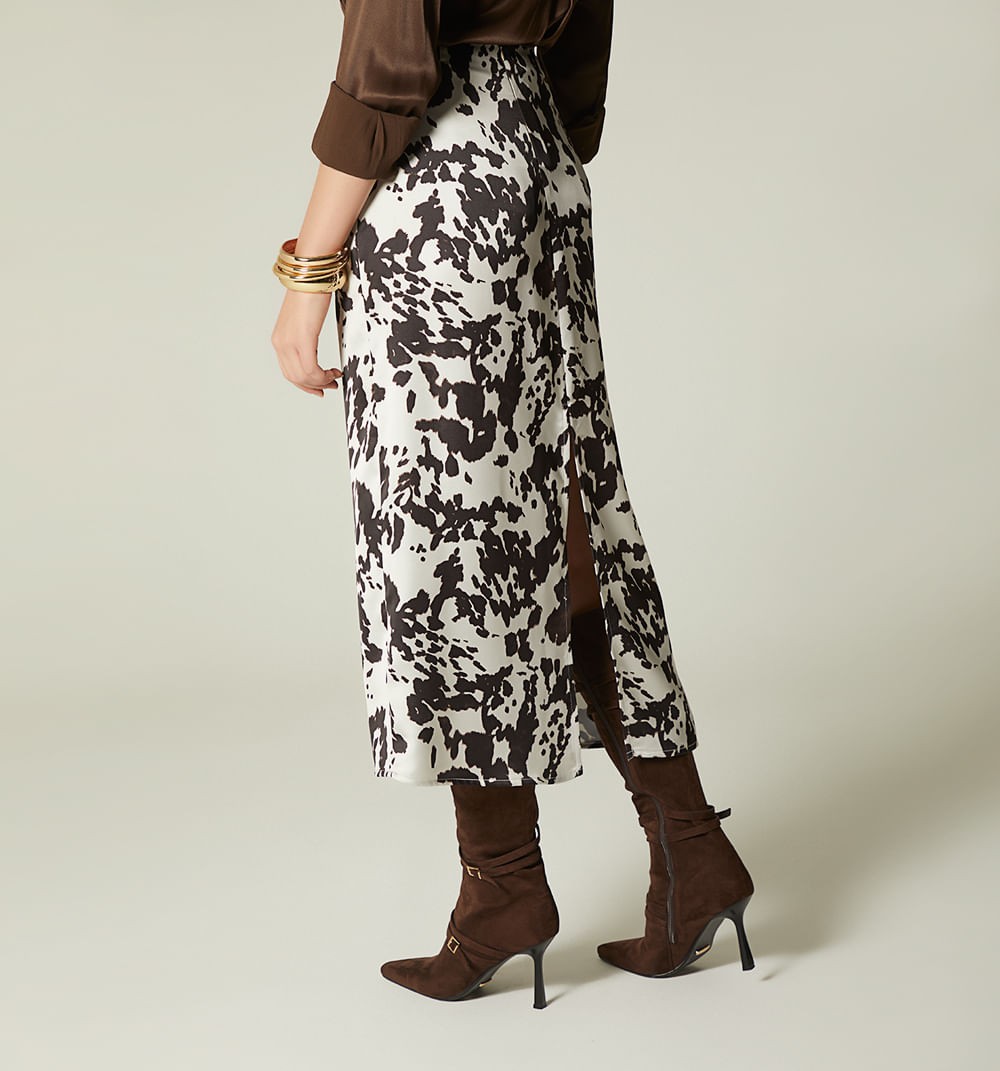 Falda midi