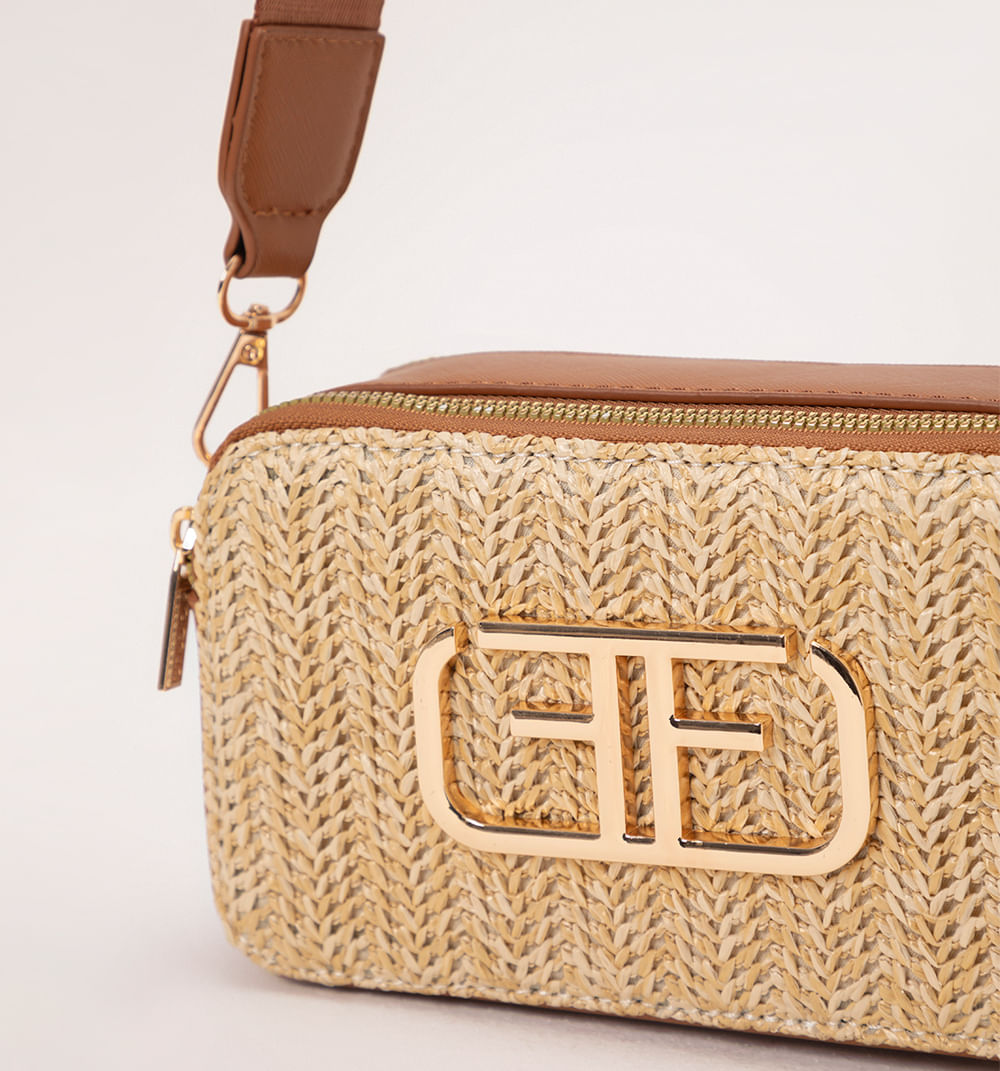 Bolso manos libres combinado con herraje