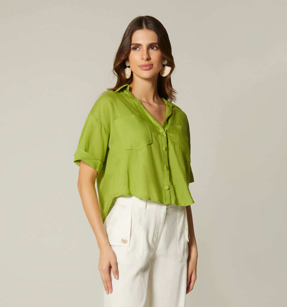 Blusa manga corta y bolsillos