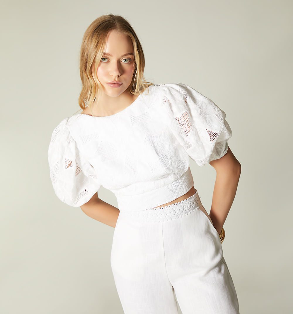 Blusa manga corta con amarre