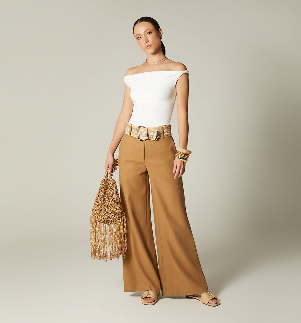 Pantalon palazo tiro alto con correa