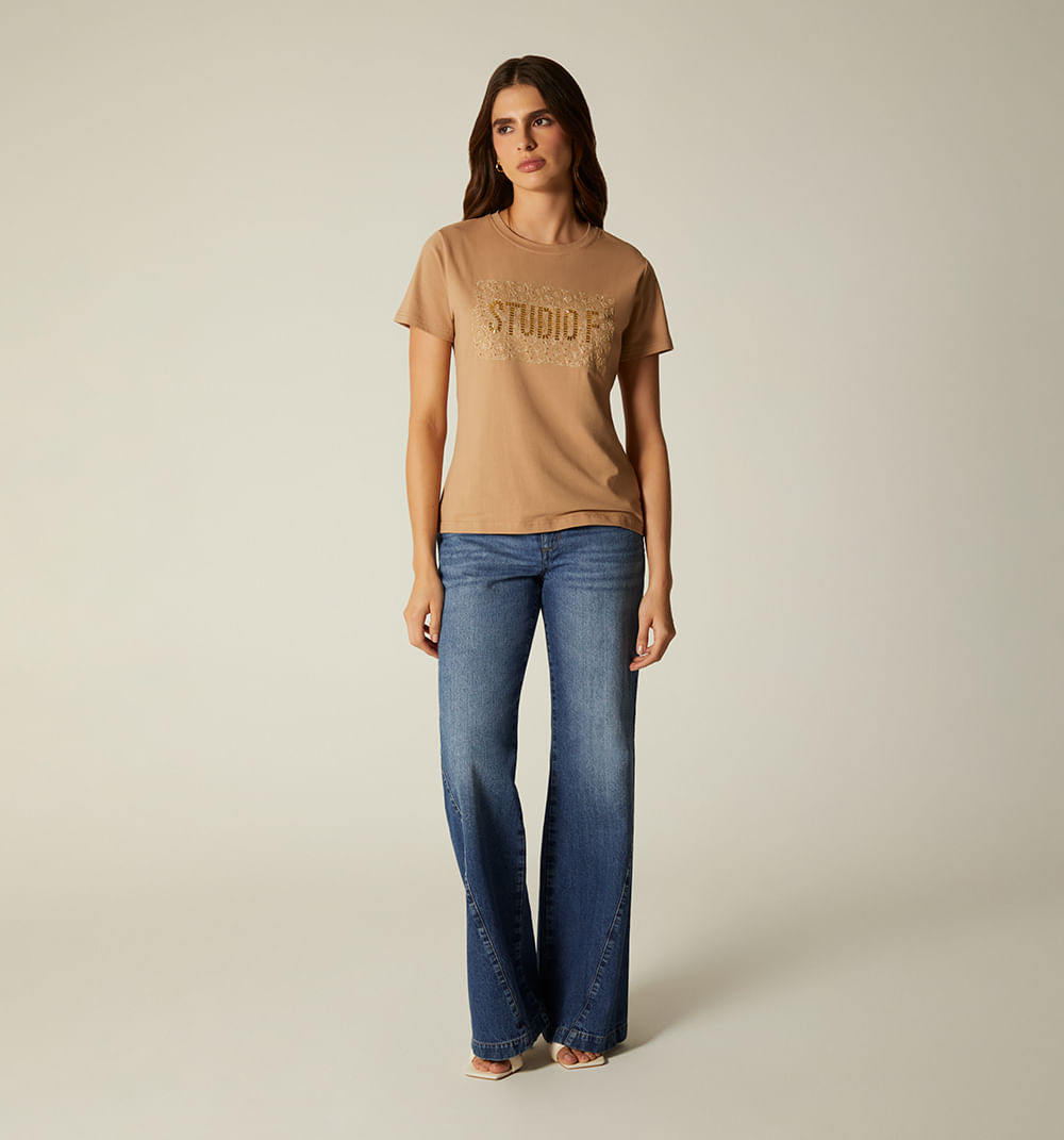 Camiseta bordado ff