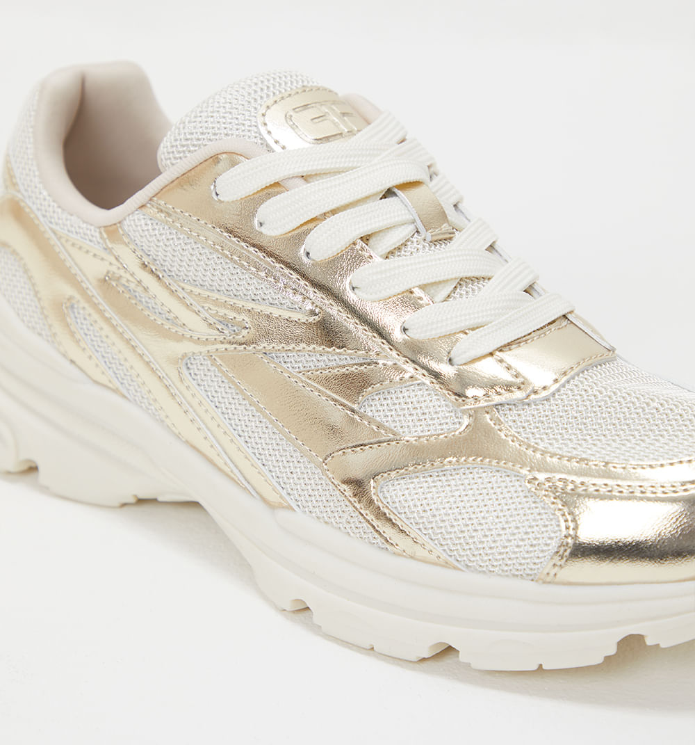 Tenis de senderismo con cortes metalicos