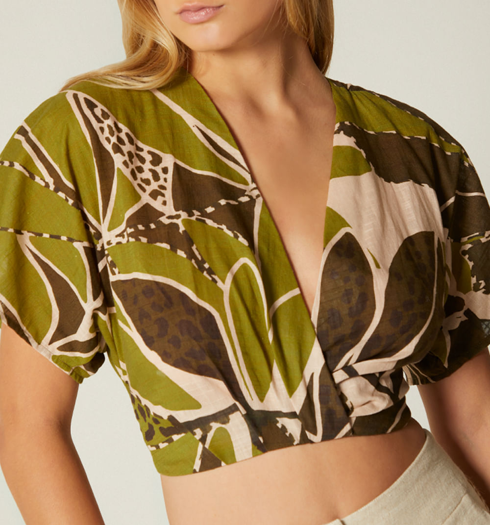Blusa manga corta con amarre