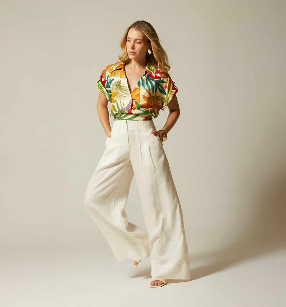 Pantalón palazo tiro alto con prenses