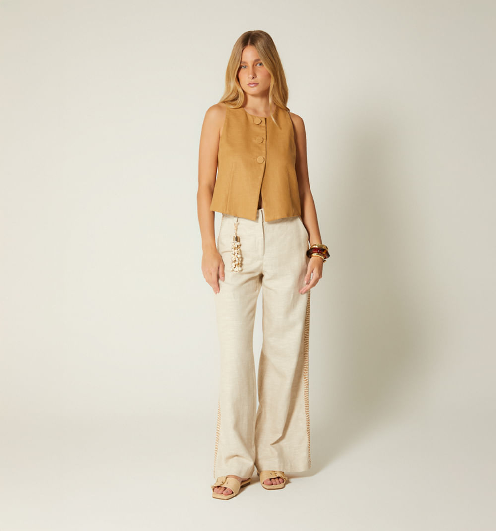 Pantalon tiro alto con insumo