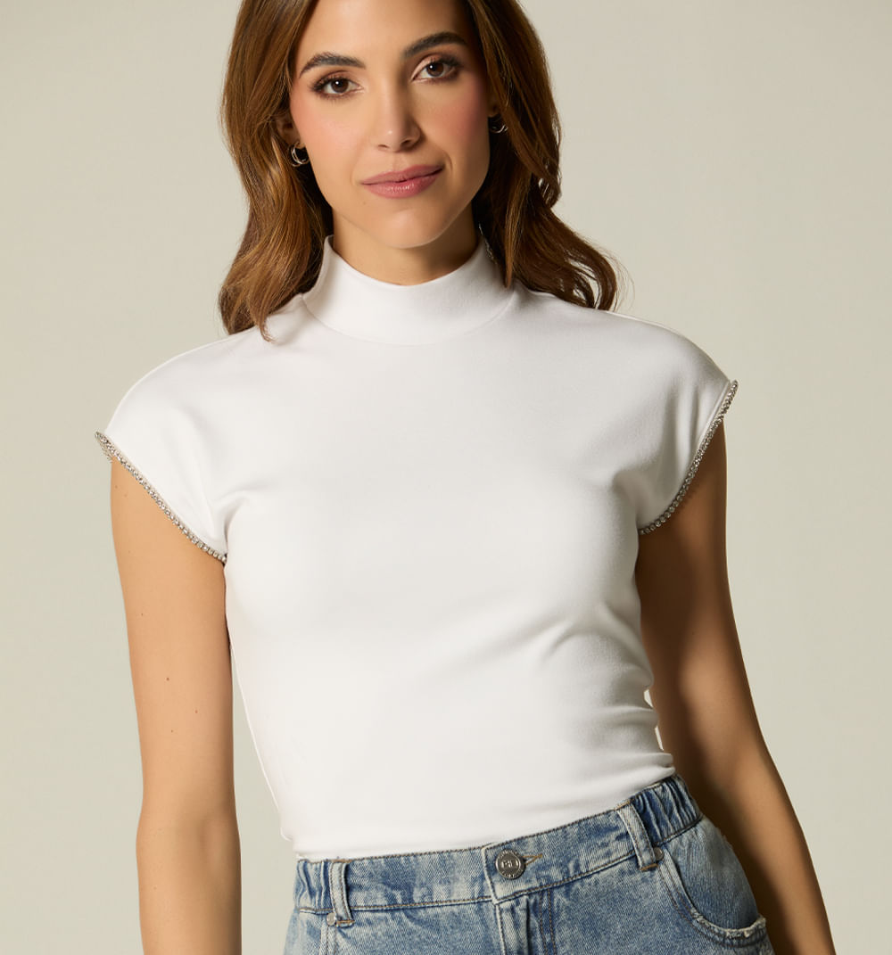 Blusa manga rodada cuello alto
