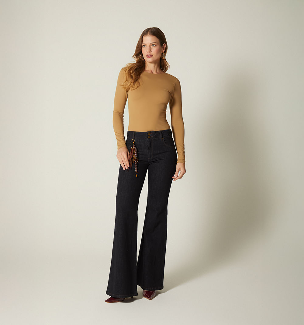 Jean bota campana tiro medio con borla