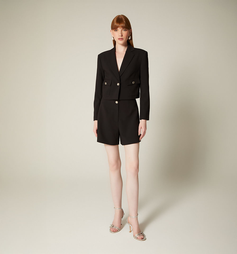 Short corto con prense