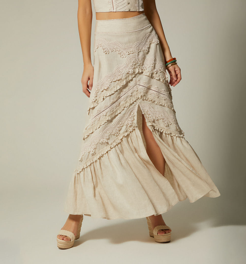 Falda larga con alforzas