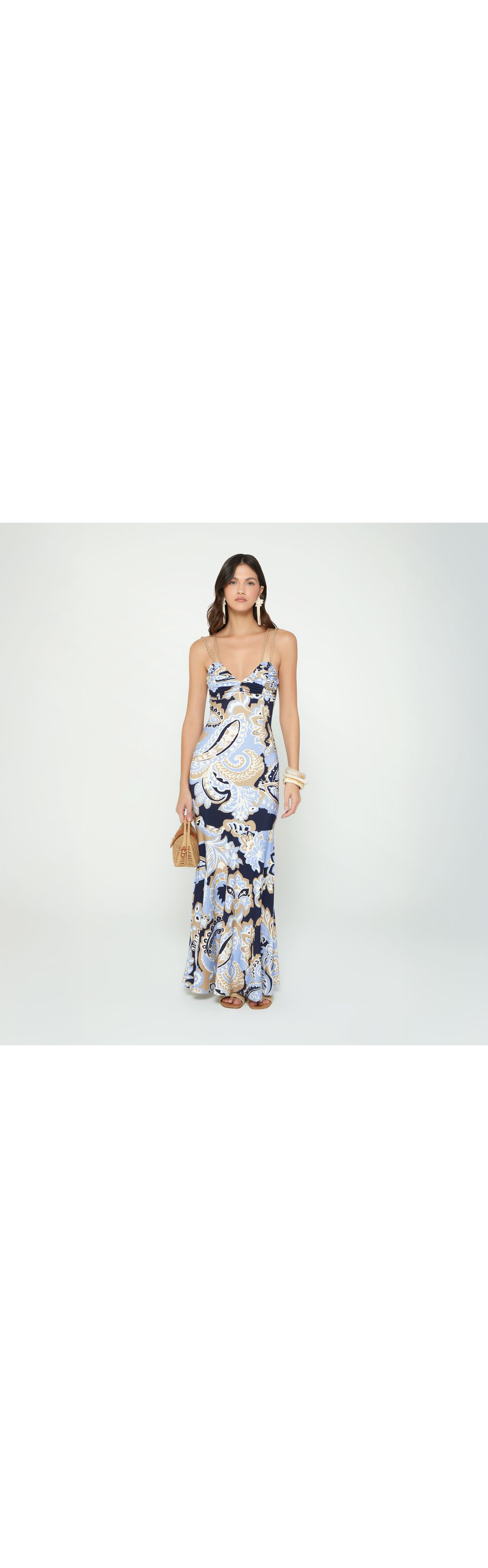 Vestido largo con copas surcidas