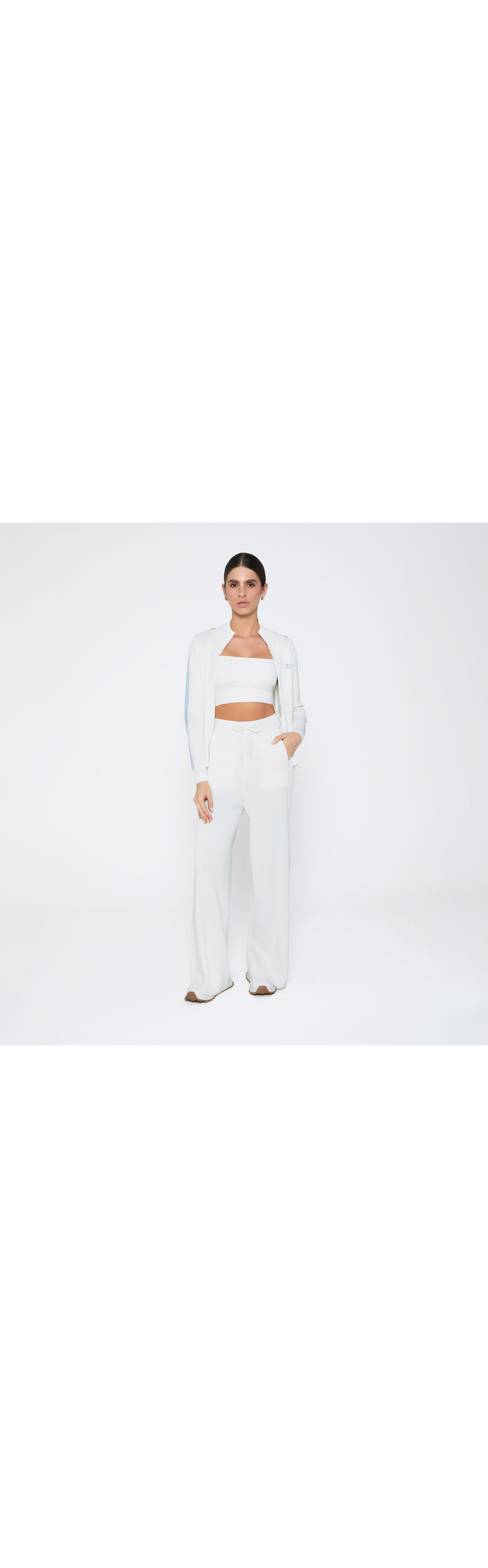 Pantalón bota recta con bolsillos